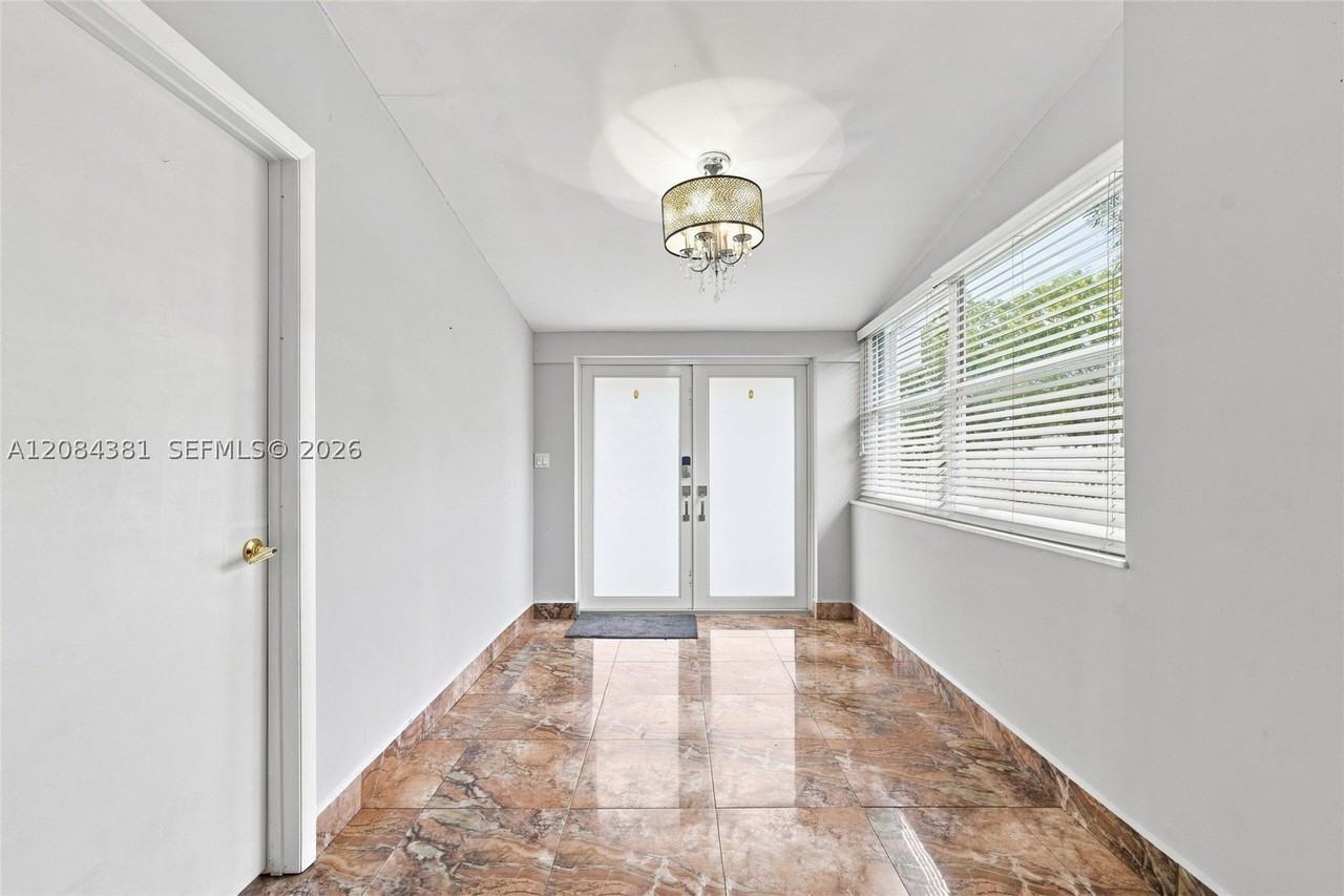 11050 Sw 160th St #11050 - Photo 7 of 35
