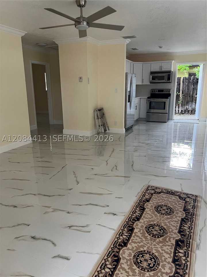 6470 Nw 20th Ct #2R - Photo 6 of 25