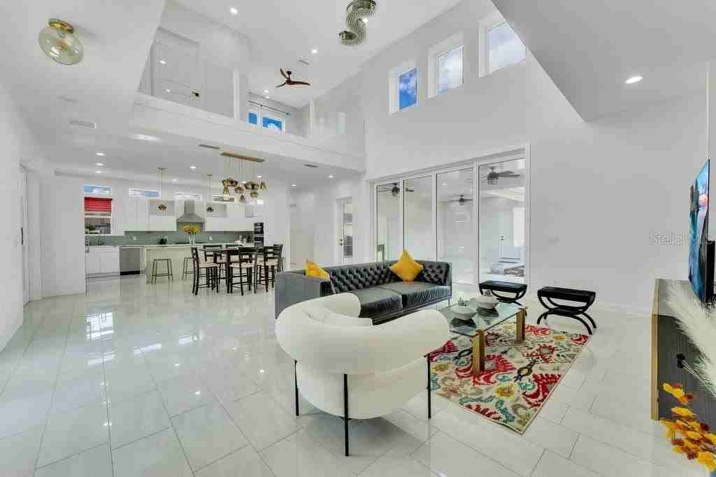 10468 Sw 32nd Ave - Photo 5 of 43