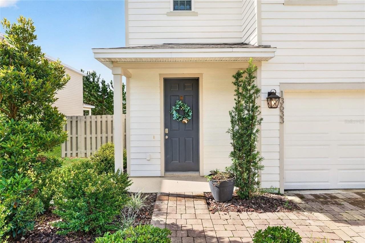 13633 Nw 14th Pl - Photo 4 of 50