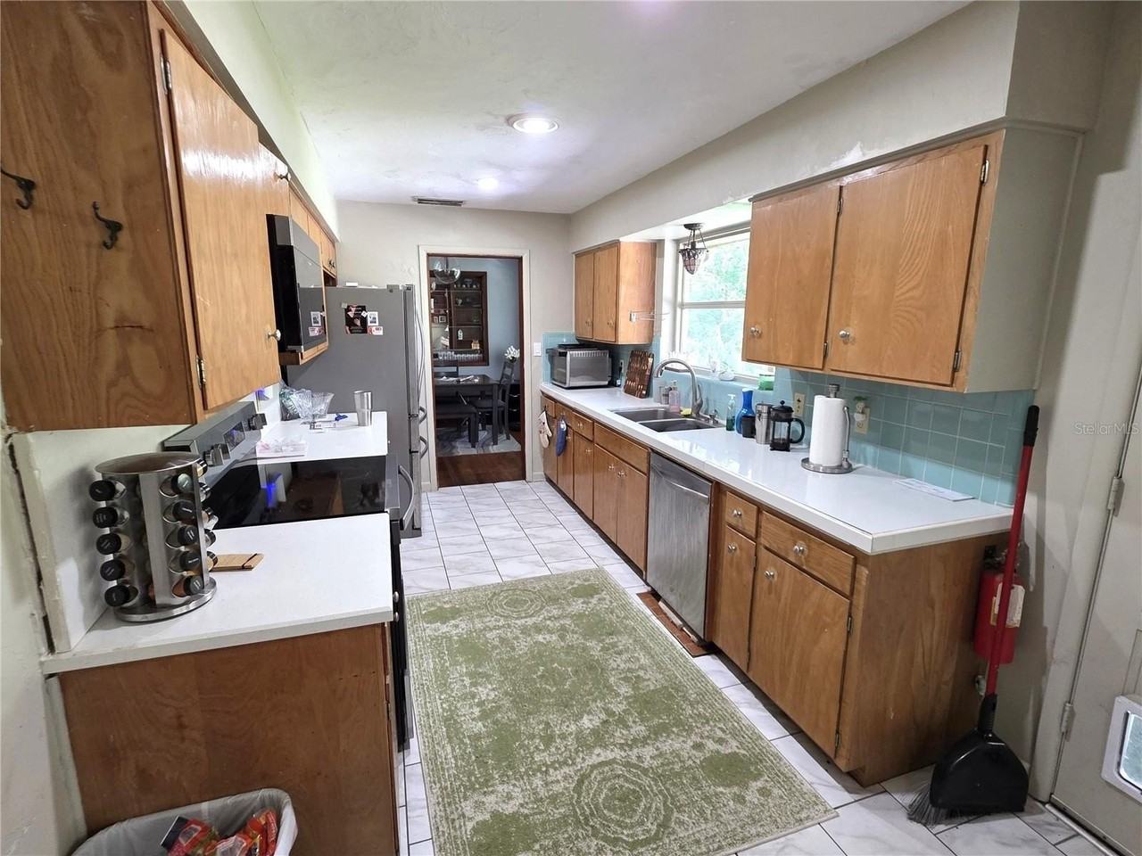 1506 Nw 36th Way - Photo 6 of 22