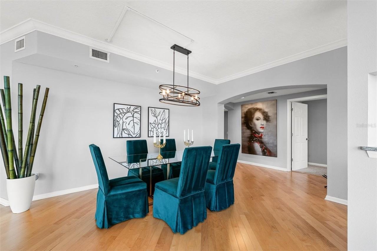 322 E Central Blvd #901 - Photo 7 of 50