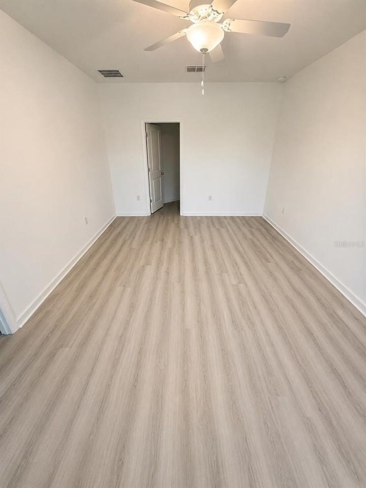 9253 Sw 58th Cir - Photo 7 of 20