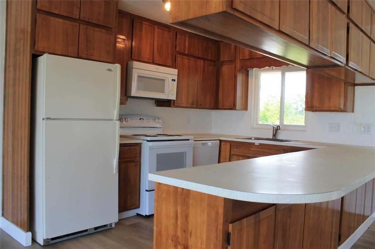 2700 Crump Rd - Photo 4 of 14