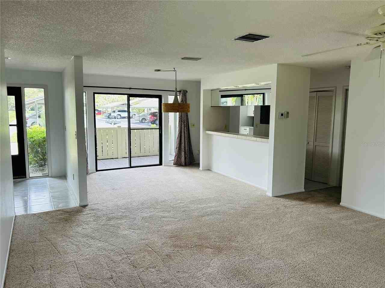 60 Kay Ct - Photo 3 of 14