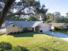 featured image of 1374 Viewtop Dr