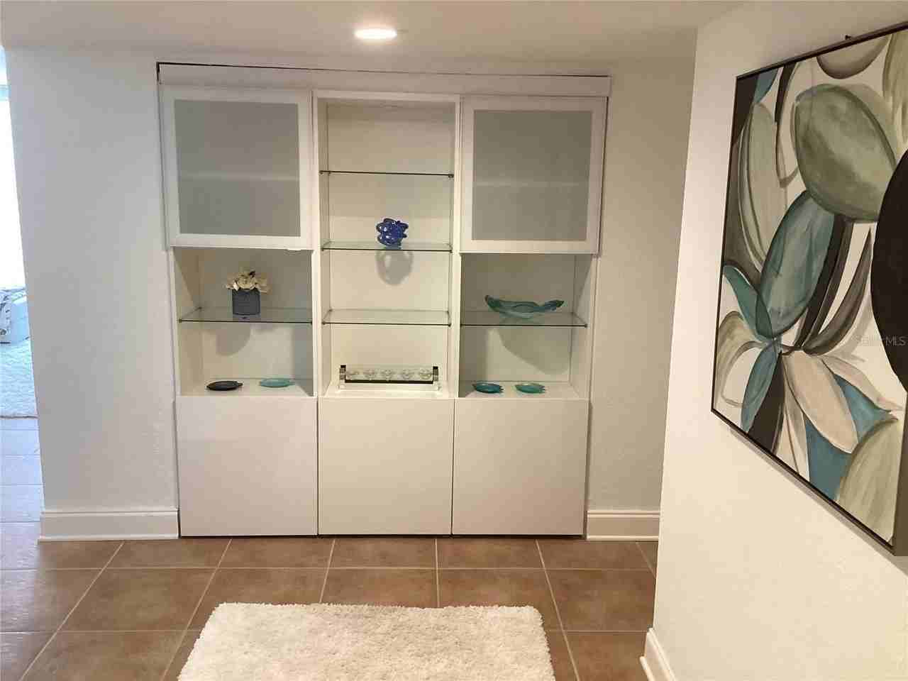 1460 Gulf Blvd #702 - Photo 3 of 31