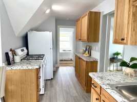 featured image of 60 Calmar St #3