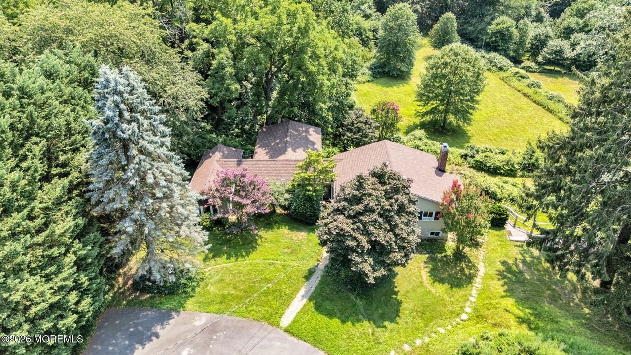 16 Browns Ln - Photo 6 of 35
