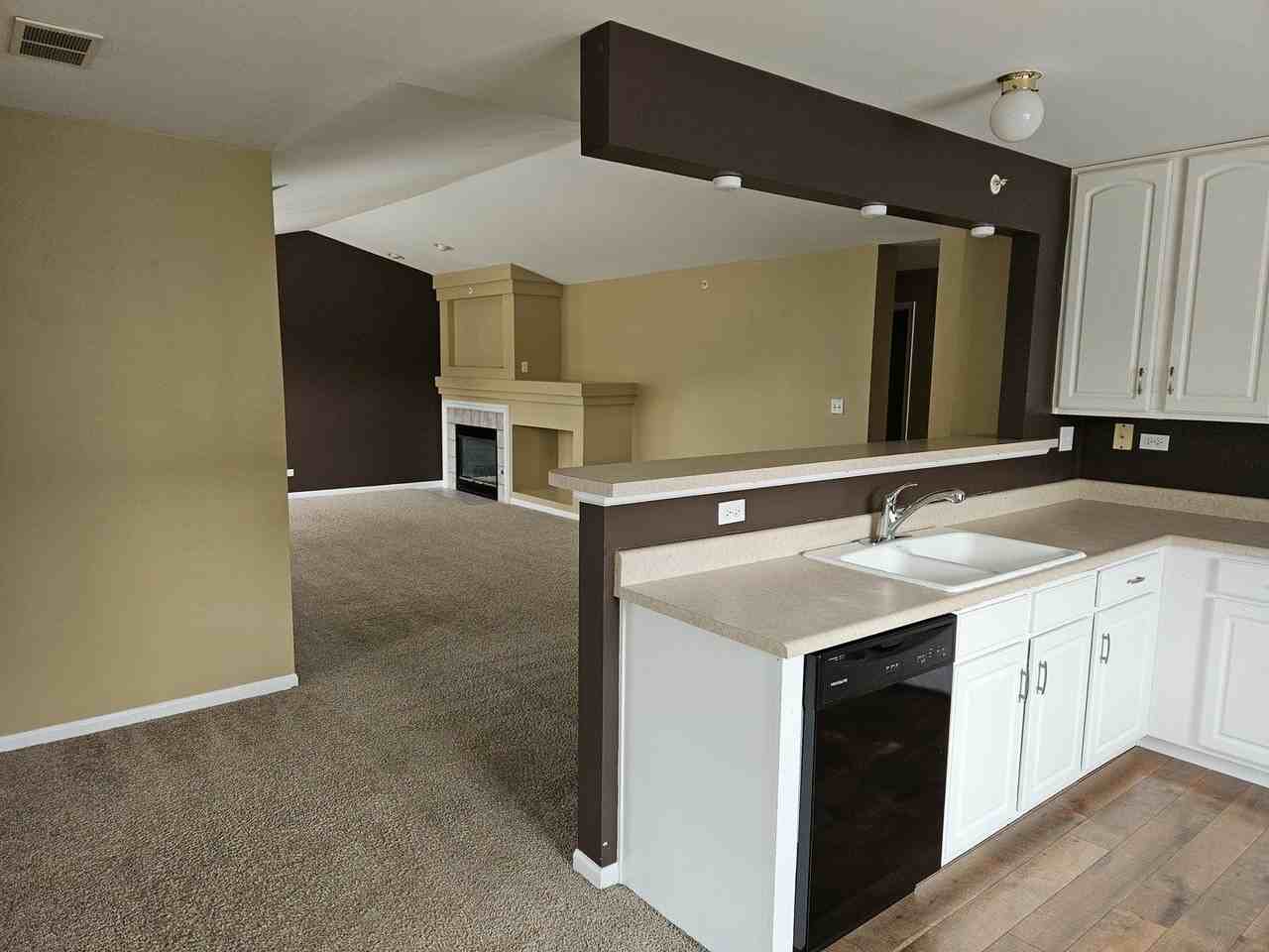 2243 Rockefeller Dr #2243 - Photo 4 of 32