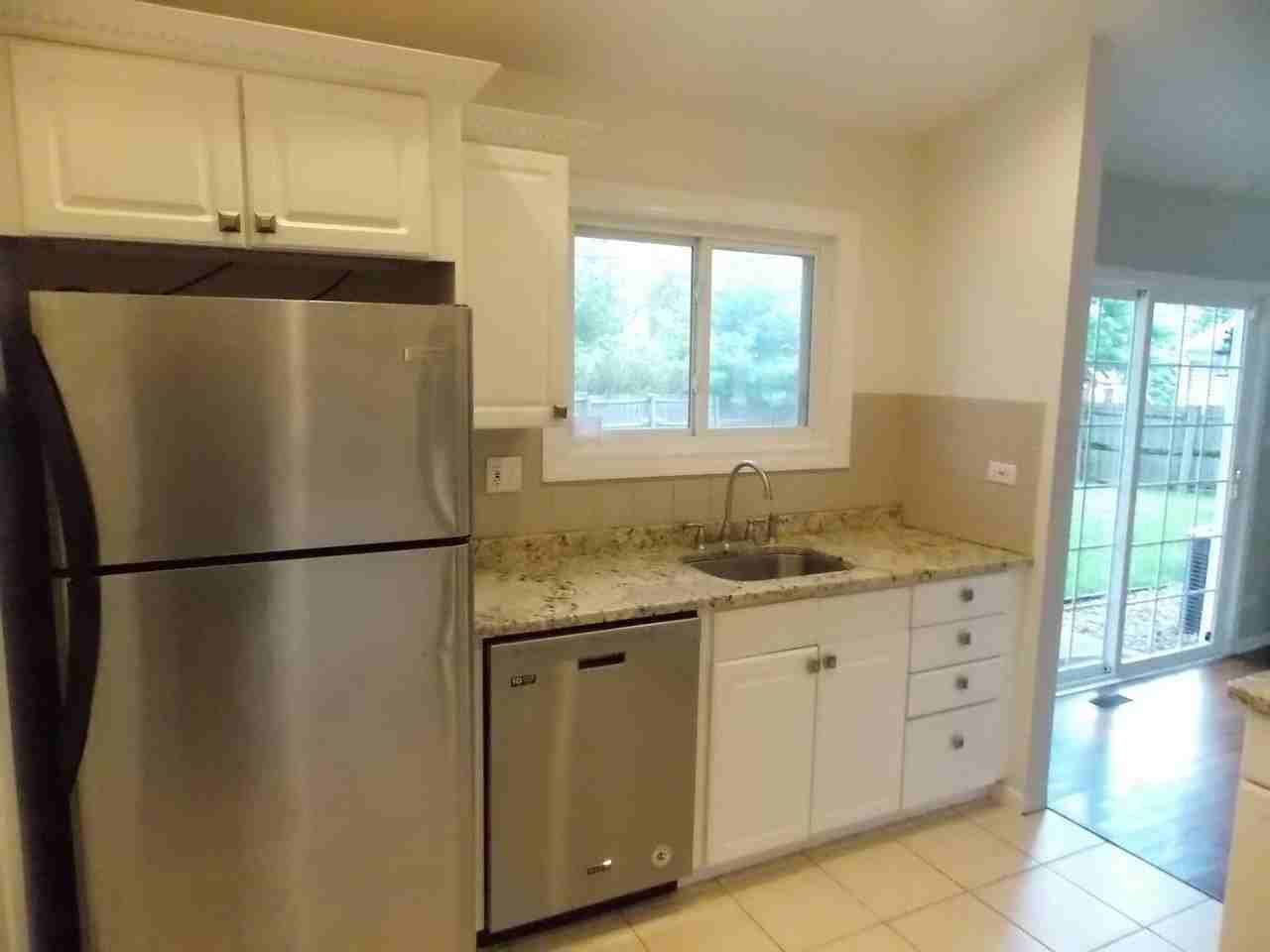 209 Cedarbrook Rd - Photo 4 of 14