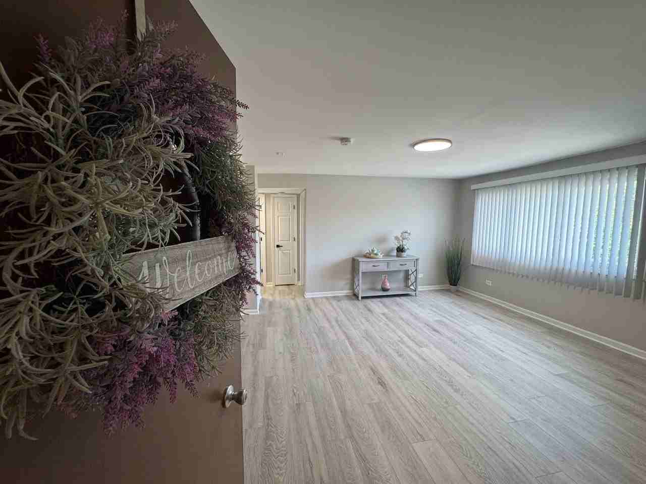 10440 Natoma Ave #12 - Photo 2 of 15