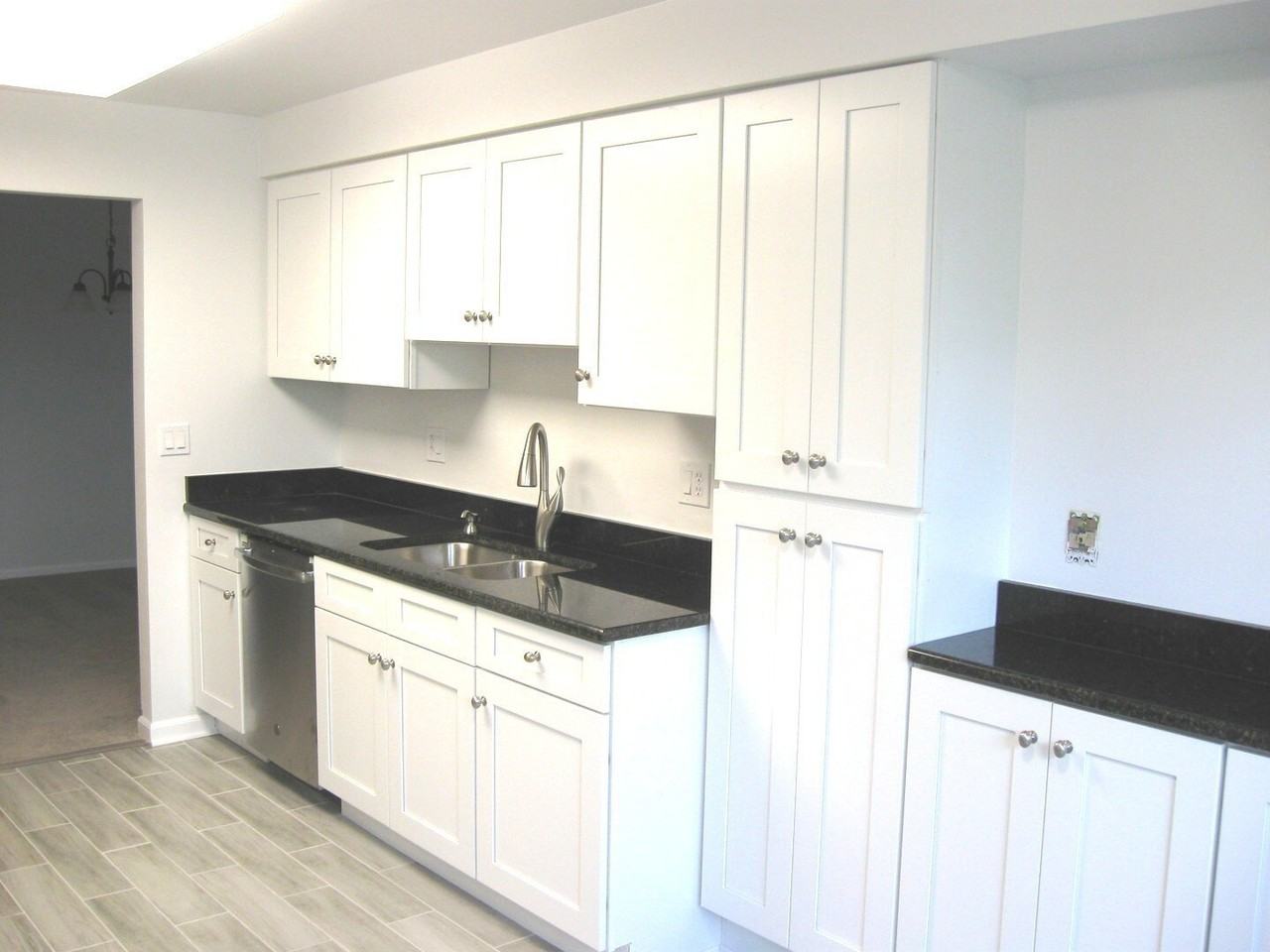 2020 Chestnut Ave #406 - Photo 7 of 23