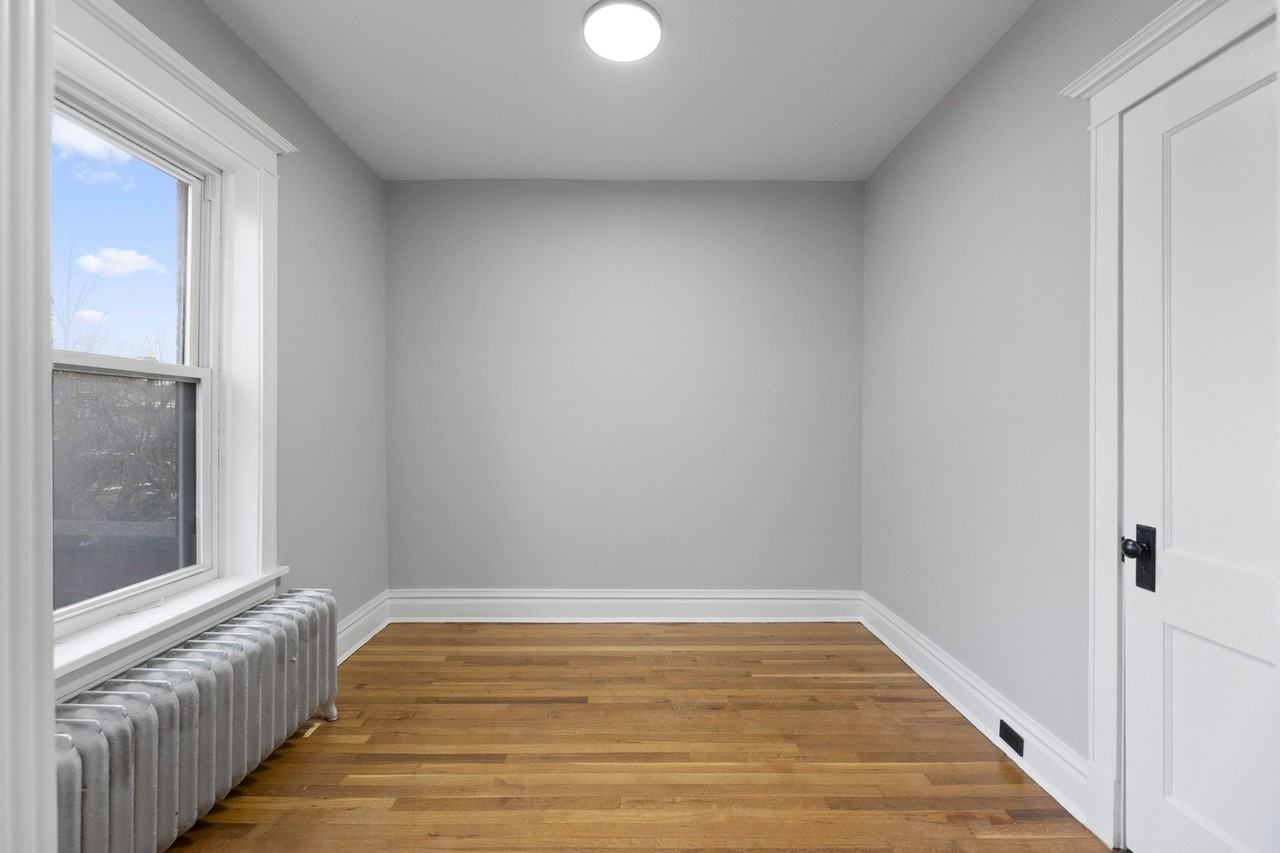 7645 S Morgan St #2 - Photo 5 of 15
