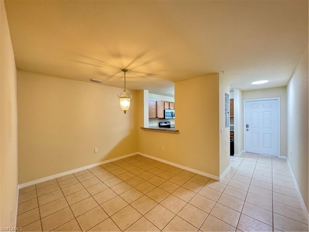 9077 Gervais Cir #904 - Photo 6 of 22
