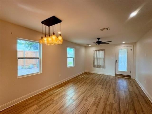 1924 Roosevelt Blvd - Photo 3 of 13