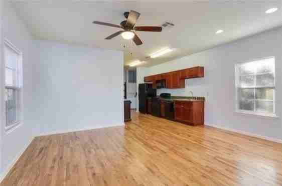 1020 Nunez St - Photo 2 of 6