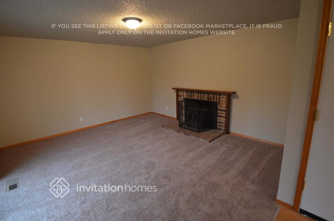 1709 Dogwood Dr Se - Photo 3 of 10