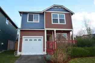 8402 4th St Ne - Photo 1 of 1