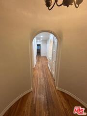 232 N La Peer Dr - Photo 4 of 8