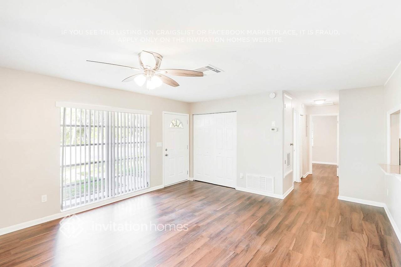 6960 Treehaven Dr - Photo 5 of 31