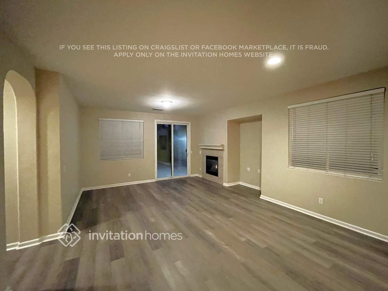 5736 Bridgecross Dr - Photo 3 of 5