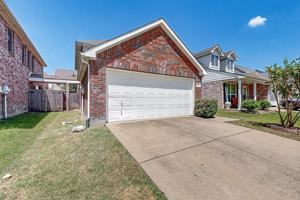 featured image of 321 Stephanie St