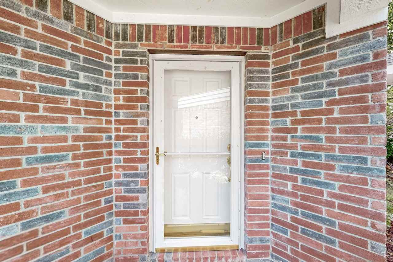 321 Stephanie St - Photo 5 of 40