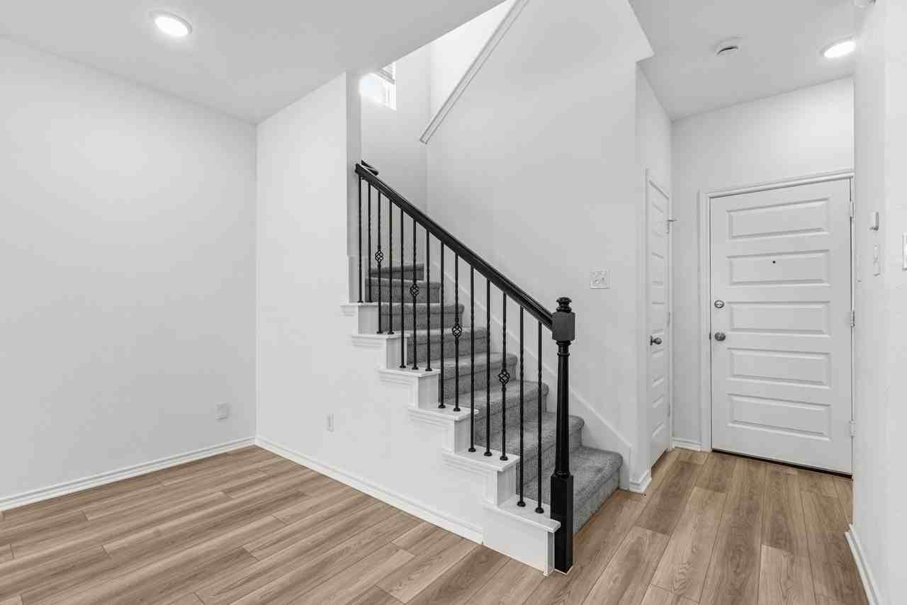3020 Percheron Dr - Photo 6 of 15