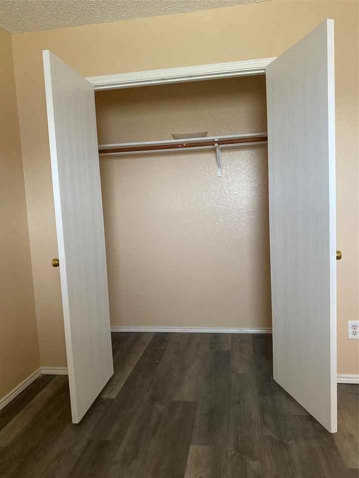 1515 Madison Dr - Photo 5 of 14