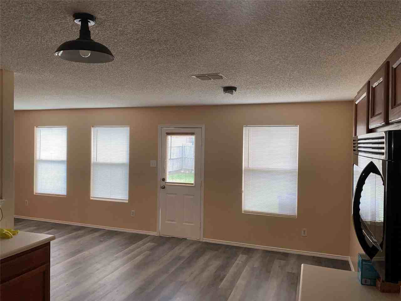 1515 Madison Dr - Photo 7 of 14
