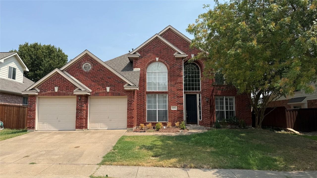 8601 Spectrum Dr - Photo 2 of 24