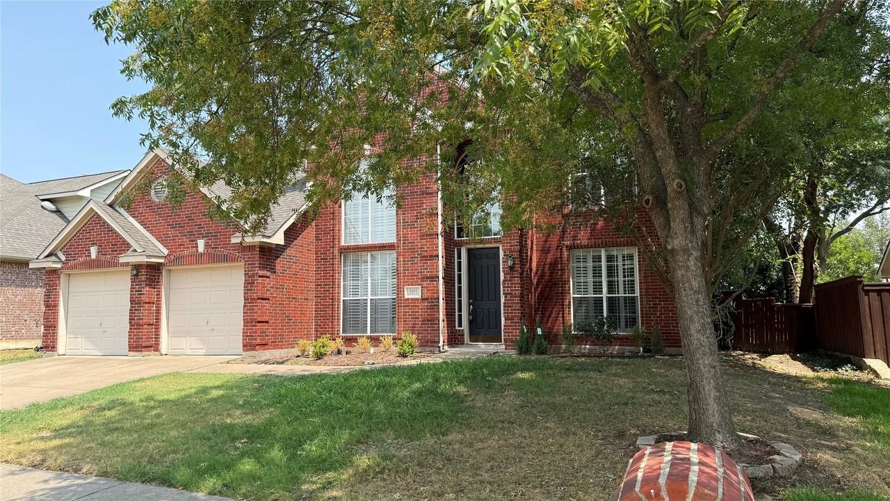 8601 Spectrum Dr - Photo 3 of 24