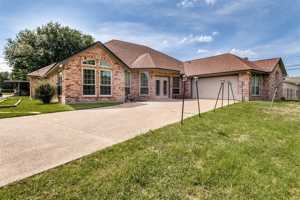 featured image of 1425 Tobie Layne St