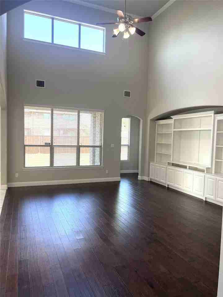 870 Sagebrush Dr - Photo 5 of 18