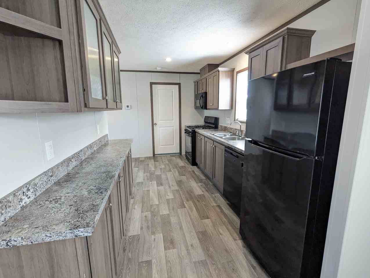 89 Elm #89 - Photo 2 of 14