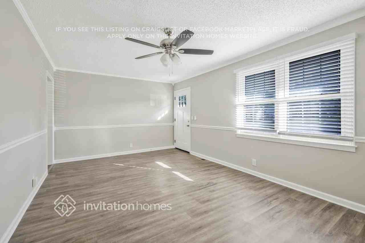 227 Evergreen Cir - Photo 5 of 28