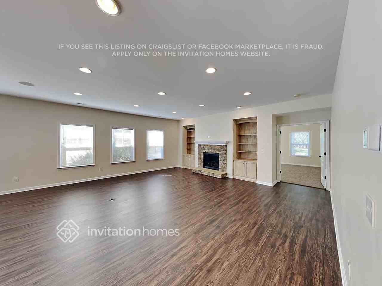 4200 Chasebrook Ln - Photo 4 of 23