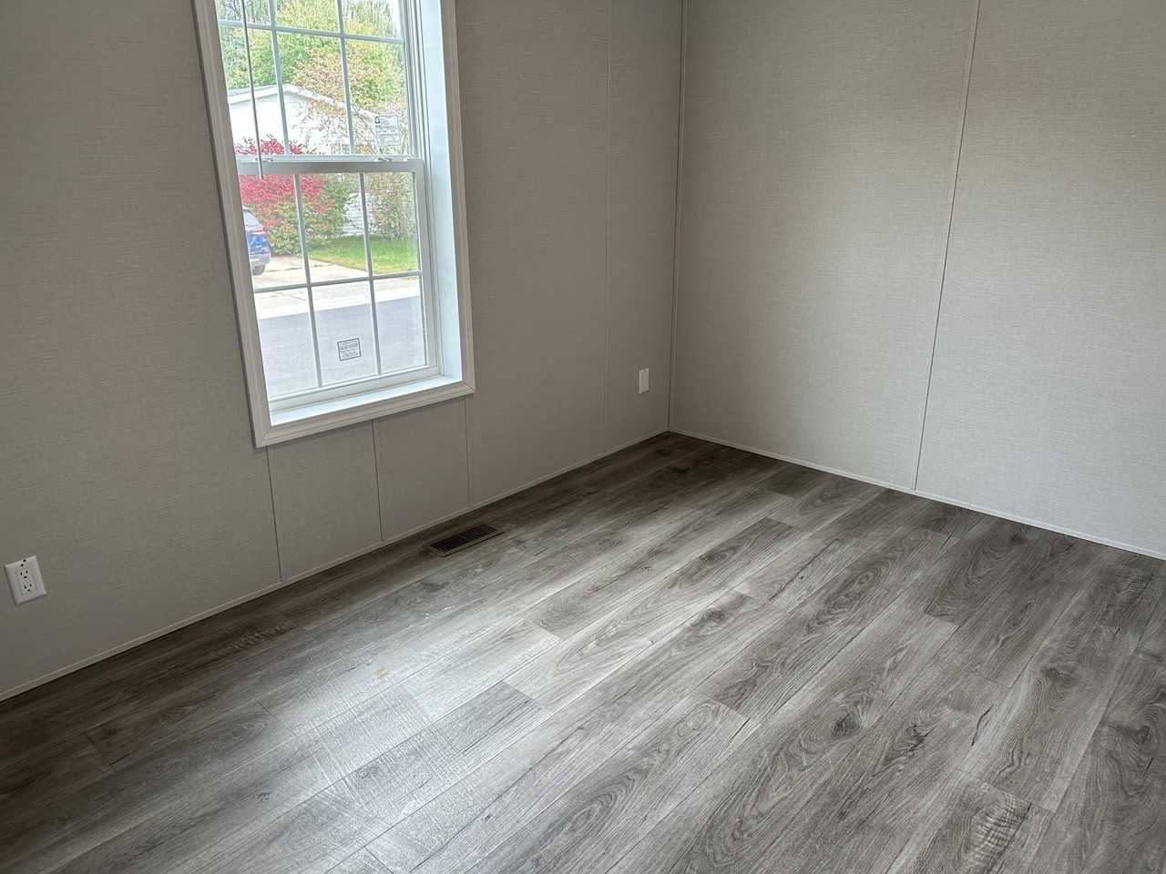 357 English Oak Lane #357 - Photo 3 of 9