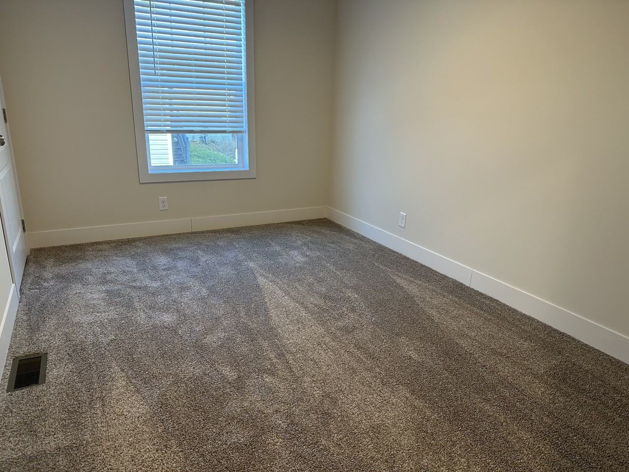 491 Spanish Oak Ln #491 - Photo 5 of 9