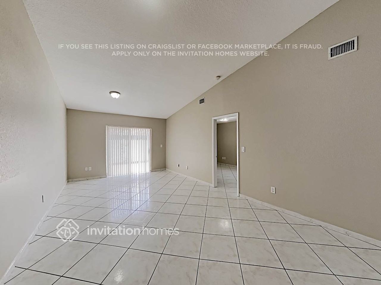 2124 W 54th St - Photo 5 of 21