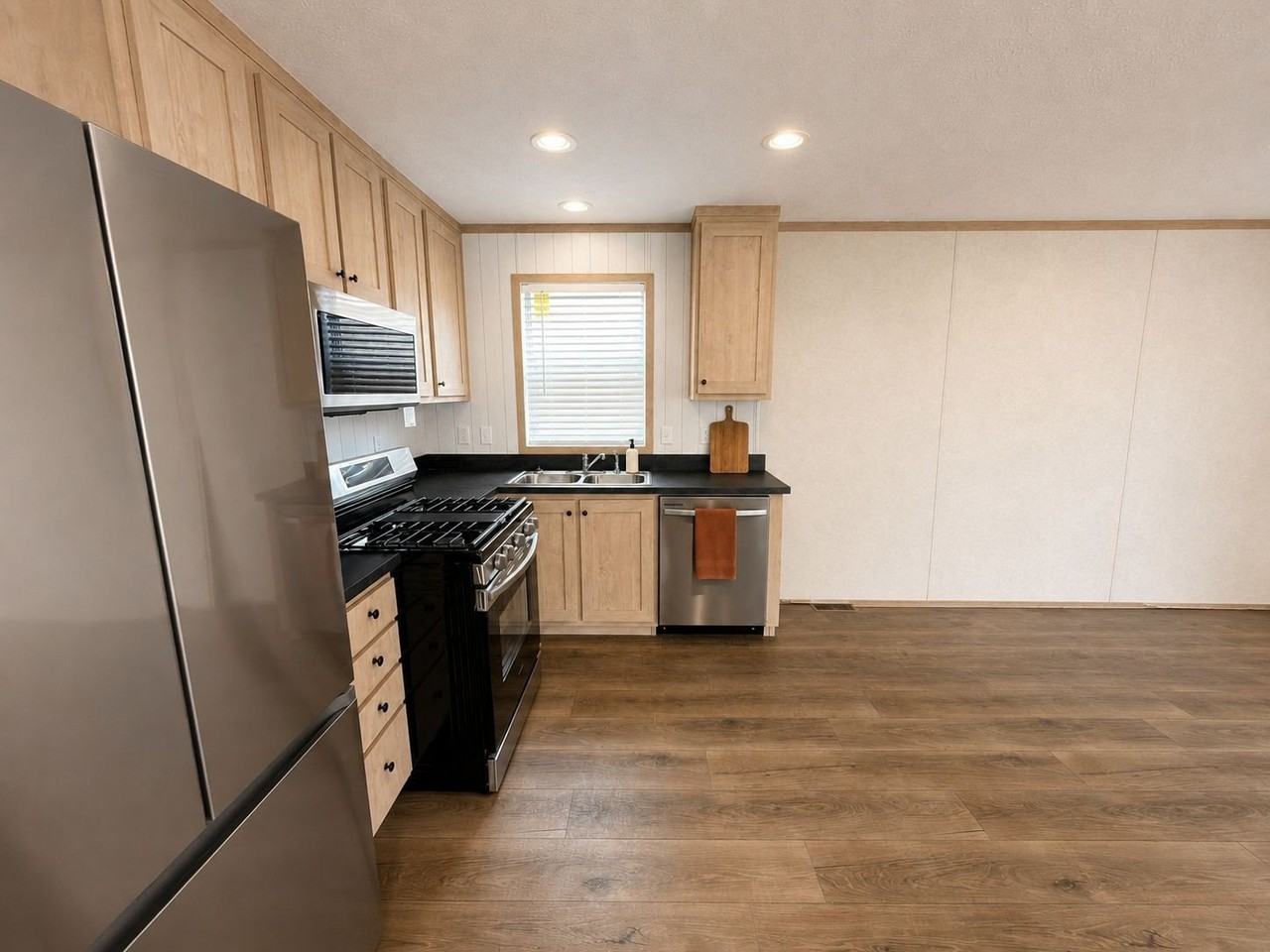 3931 N Deadwood Dr #197 - Photo 4 of 11