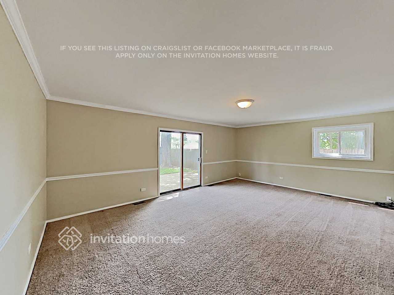 1369 Westchester Dr - Photo 5 of 17