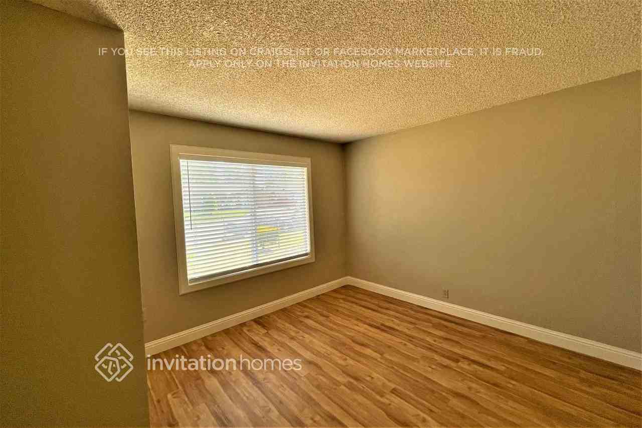 6005 N Haven Dr - Photo 5 of 10
