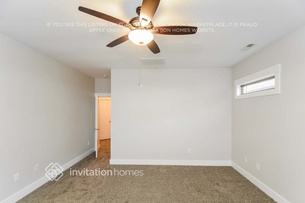2397 Briar Chapel Pkwy - Photo 6 of 15