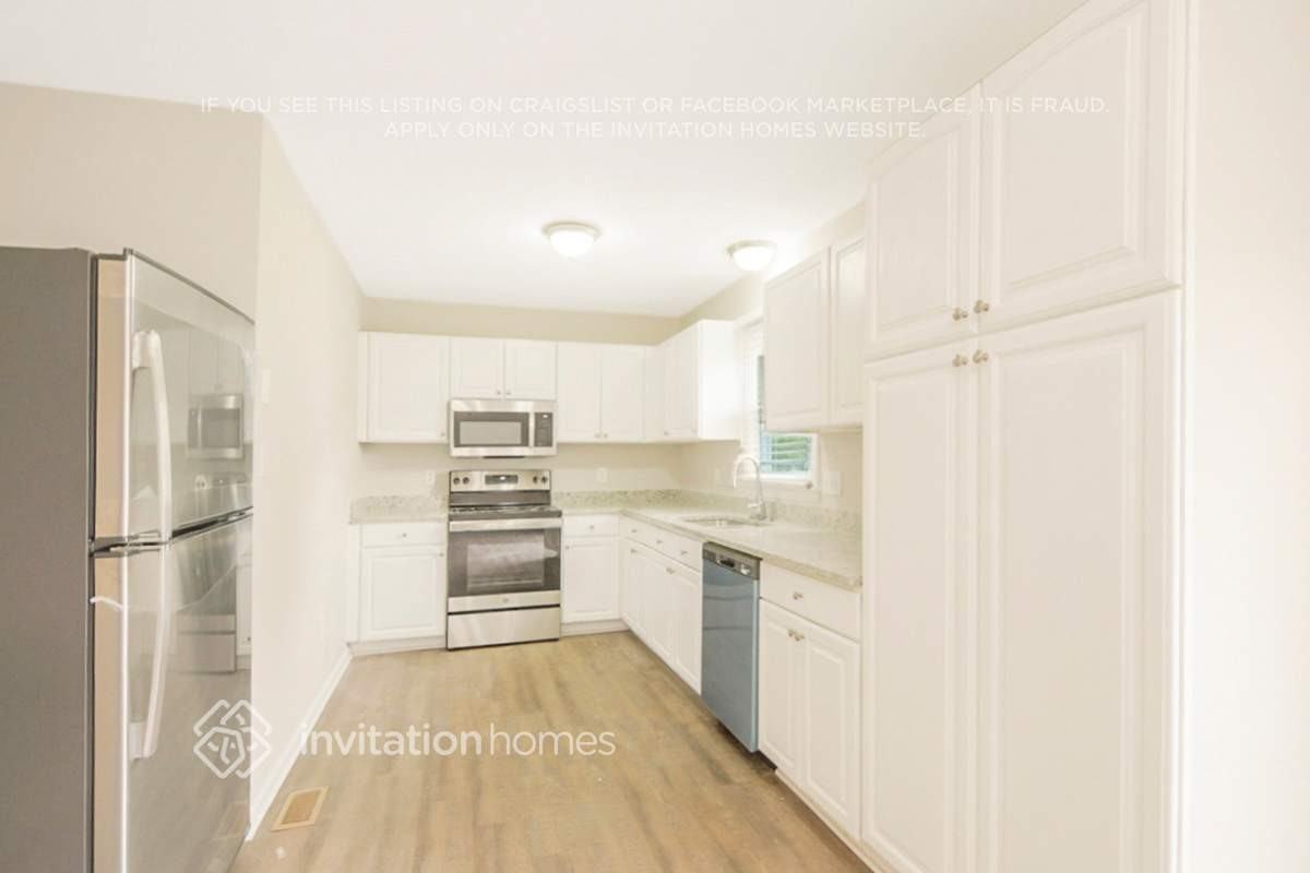 136 Kings Way - Photo 6 of 21