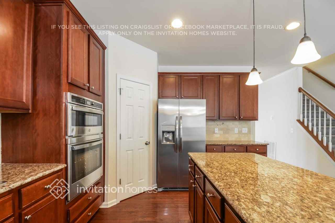 3006 Fern Cottage Ln - Photo 7 of 18