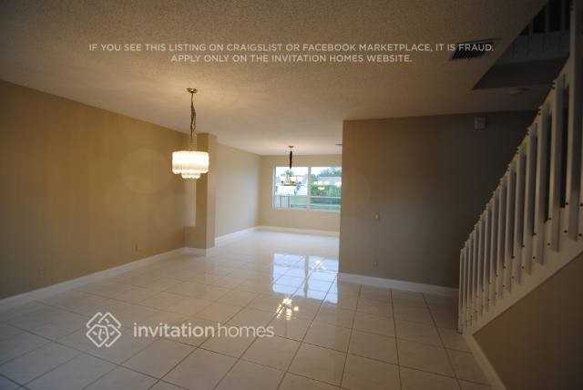 9684 Tavernier Dr - Photo 2 of 7