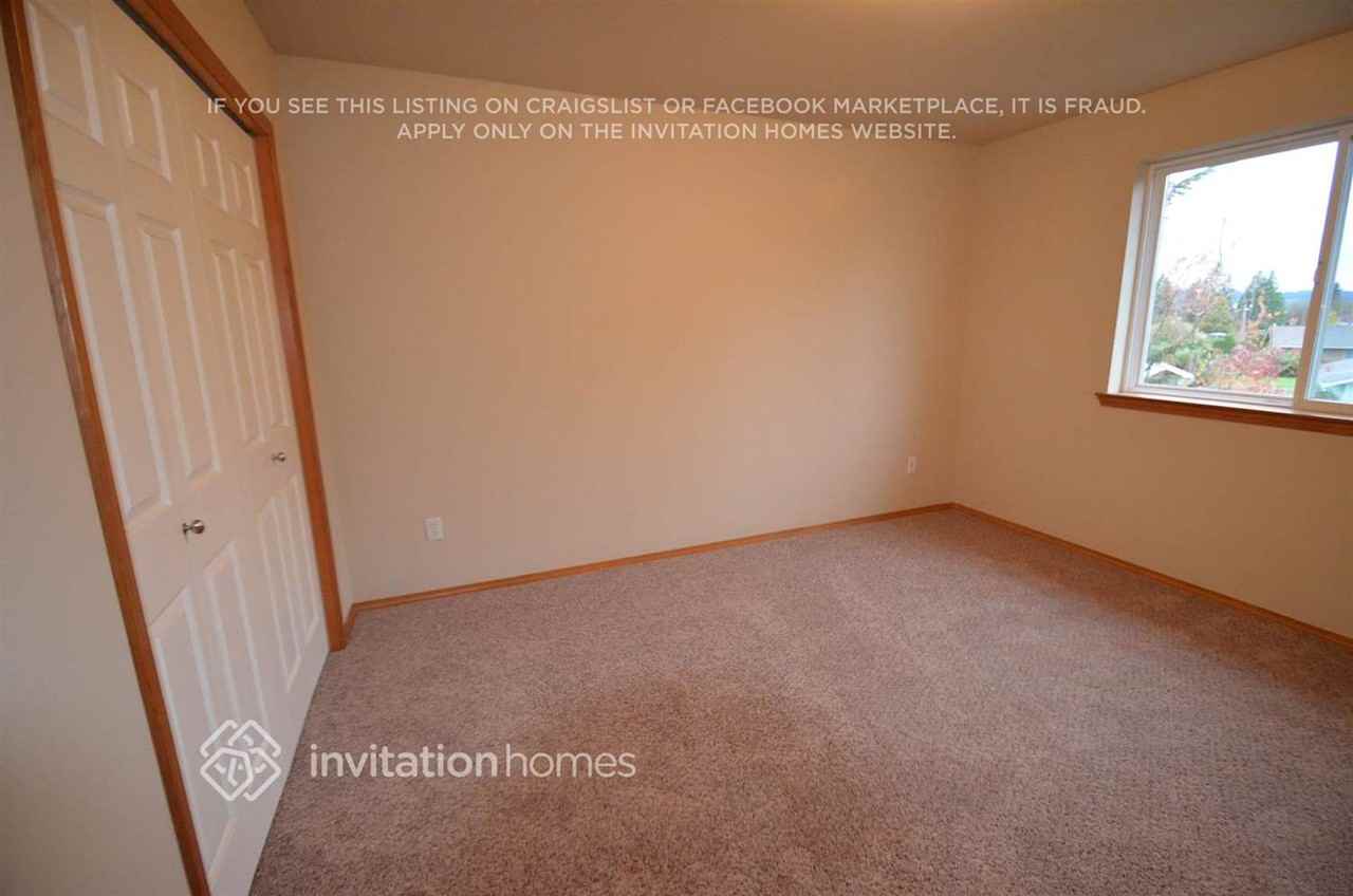1705 Peach Park Ln - Photo 4 of 11