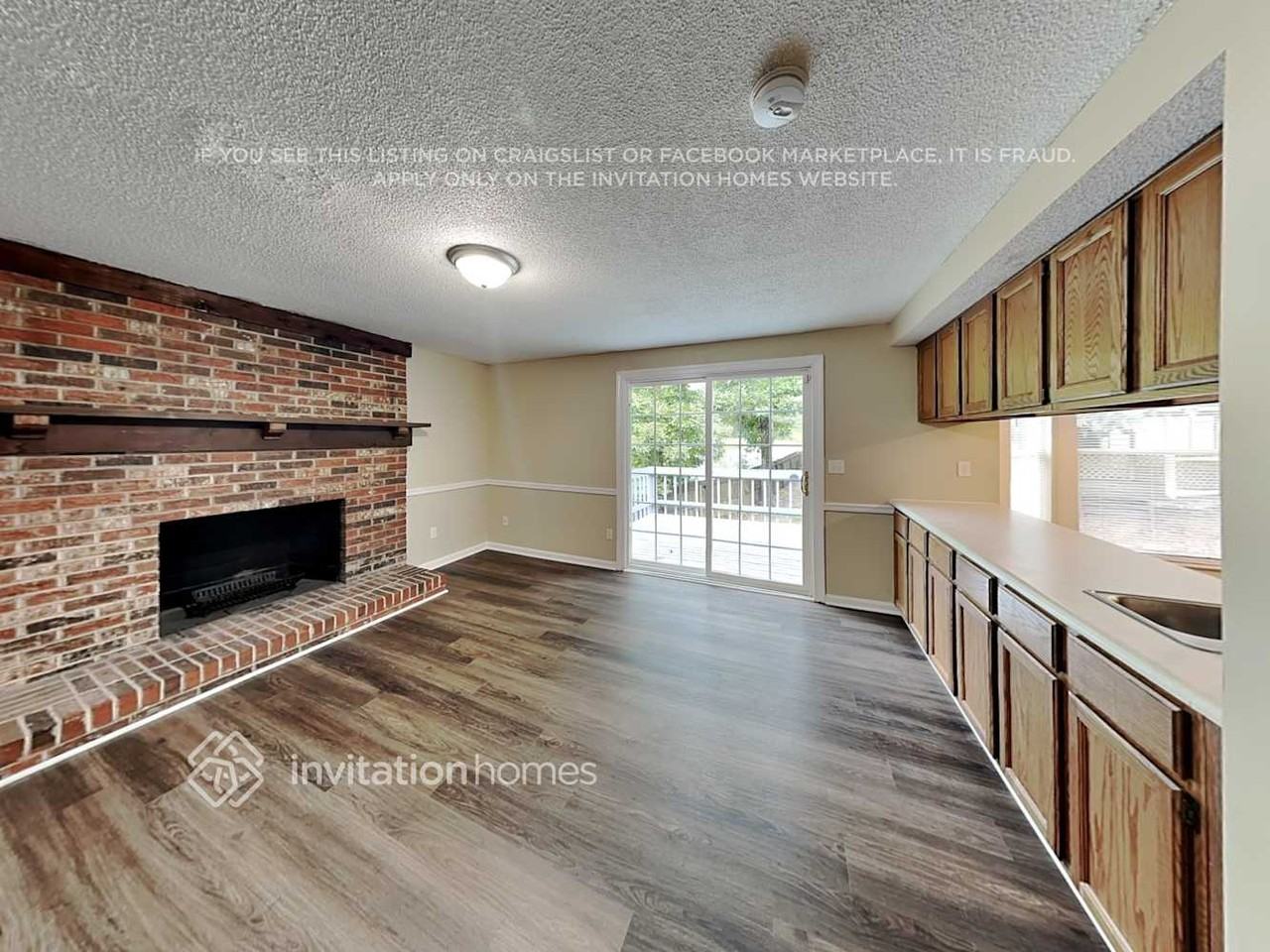 7501 Batavia Ln - Photo 5 of 23
